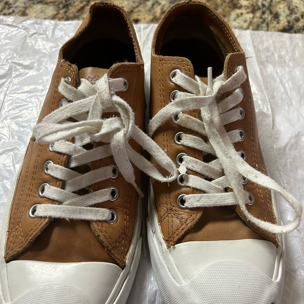 Men's Tan Sneakers